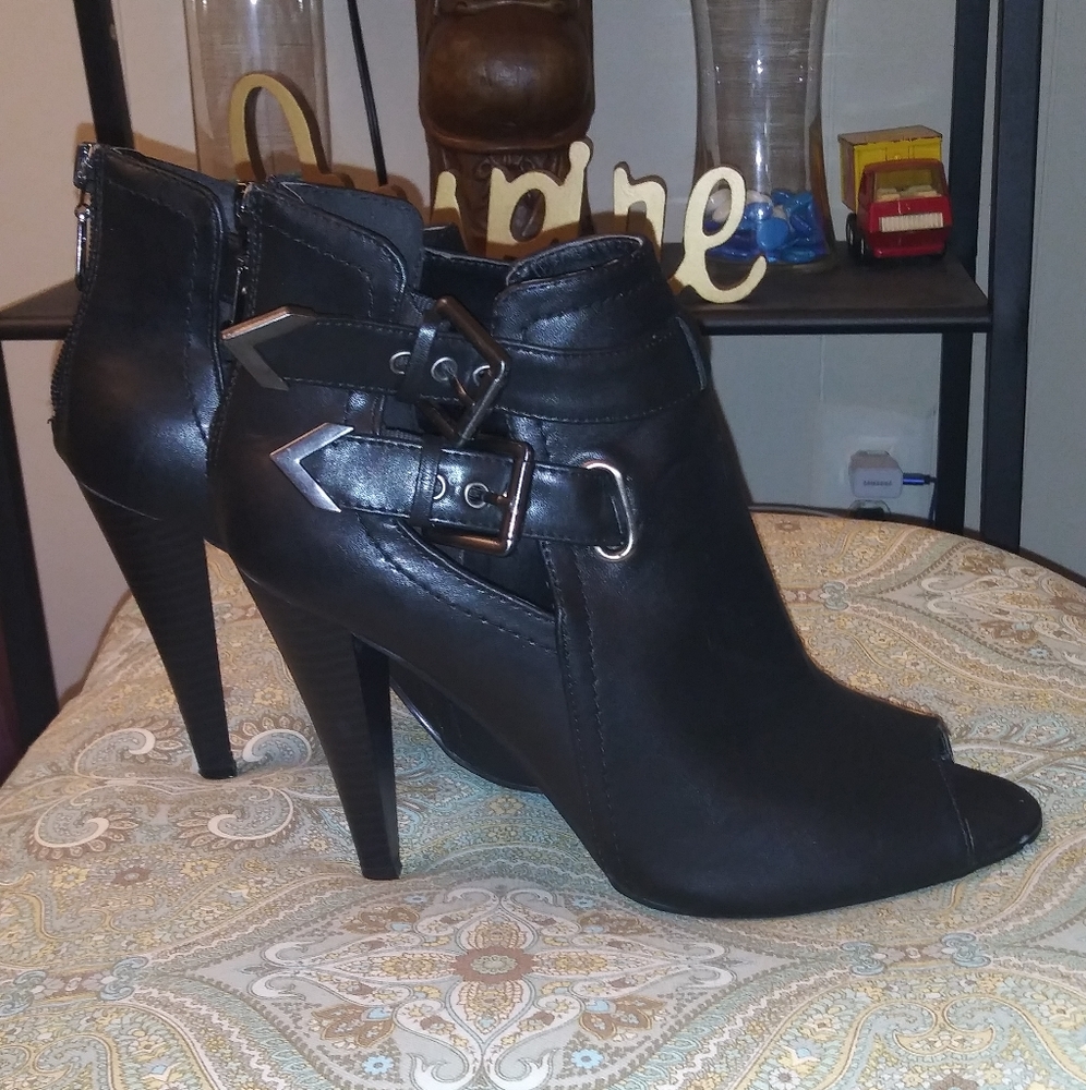 G By Guess Black Peep Toe Buckle Booties Size 9.5